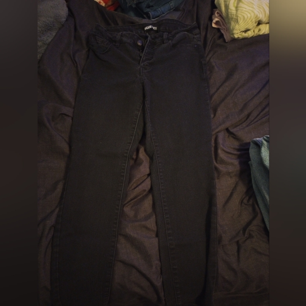Black skinny jeans